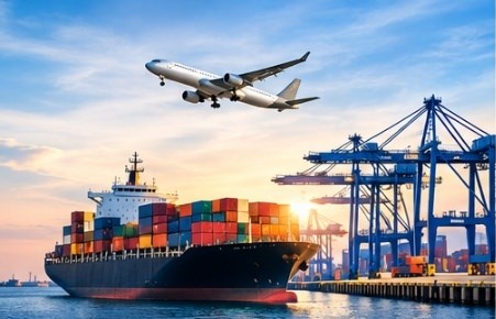 Air freight and sea freight options for Australian businesses
